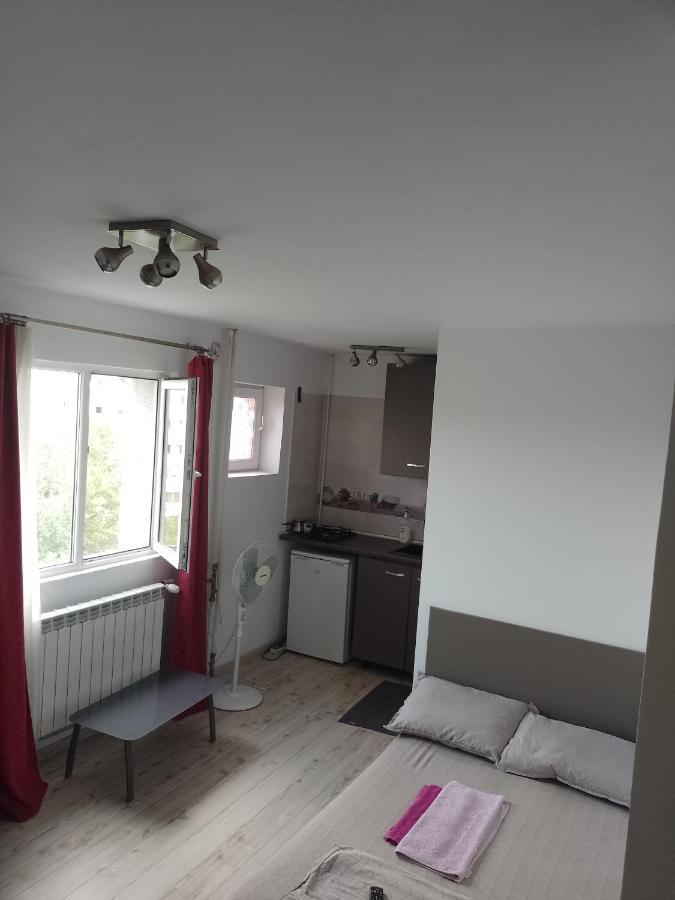 Apartament Metrou 1 Decembrie 1918 Bukareszt Zewnętrze zdjęcie